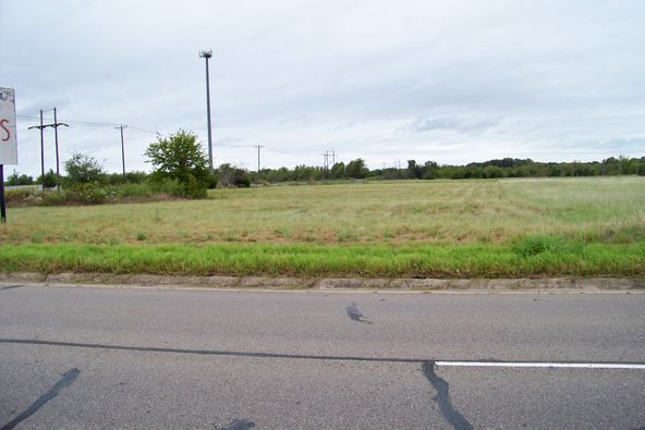 276 FM 35, Quinlan, TX 75474